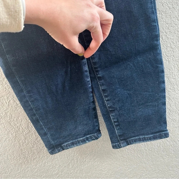 Good American Good Legs Skinny Cropped Jeans in Blue260 - Picture 5 of 9